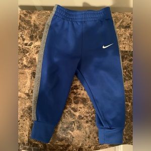 Nike Dri-FIT Pants Size 24M